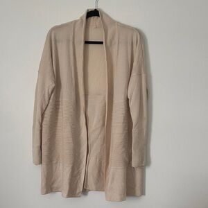 Lululemon Sit in Lotus wrap size 8
